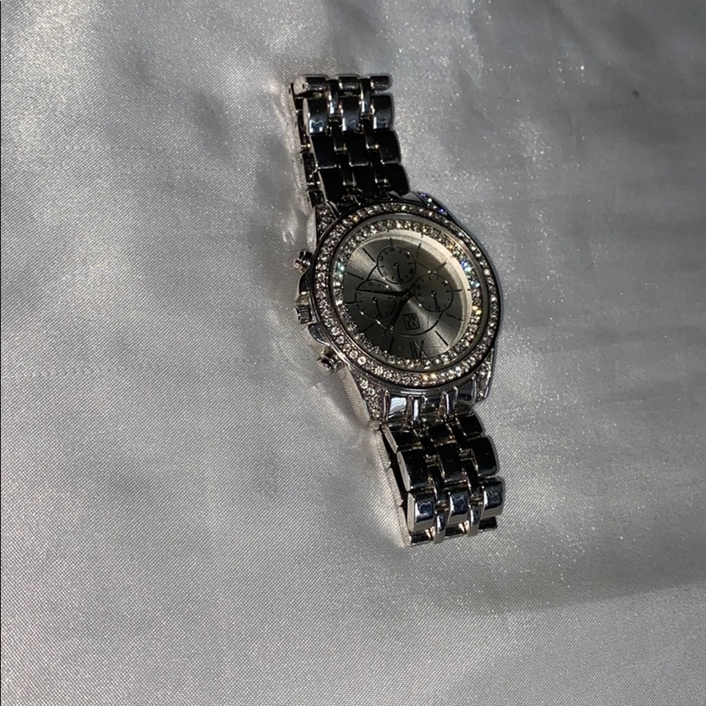 BEAUTIFUL CRYSTAL “NY&C” SILVER WATCH